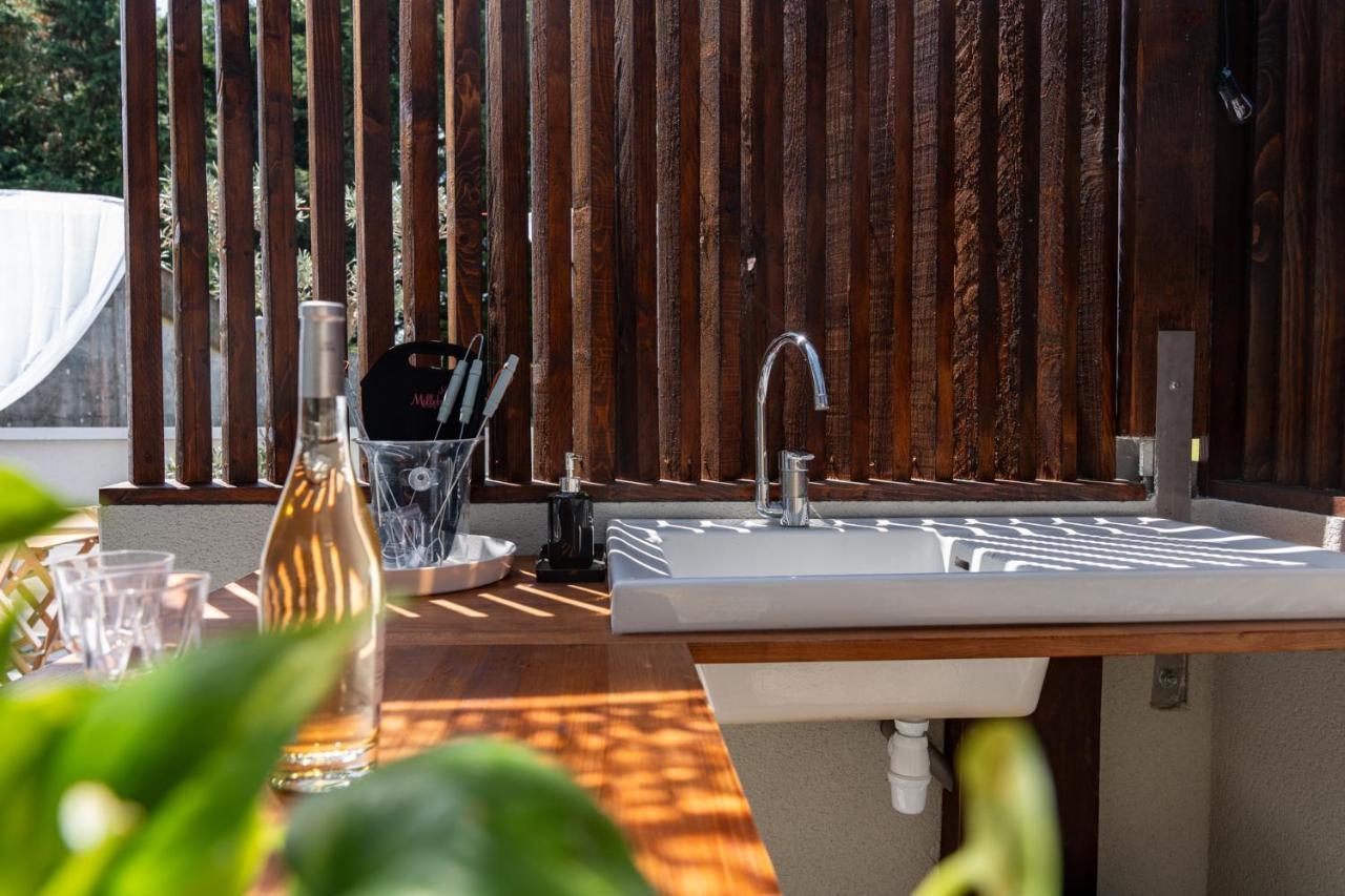 Yanna Lodge, Gite Classe 4 Etoiles Avec Spa Couvert Entierement Arrest 外观 照片