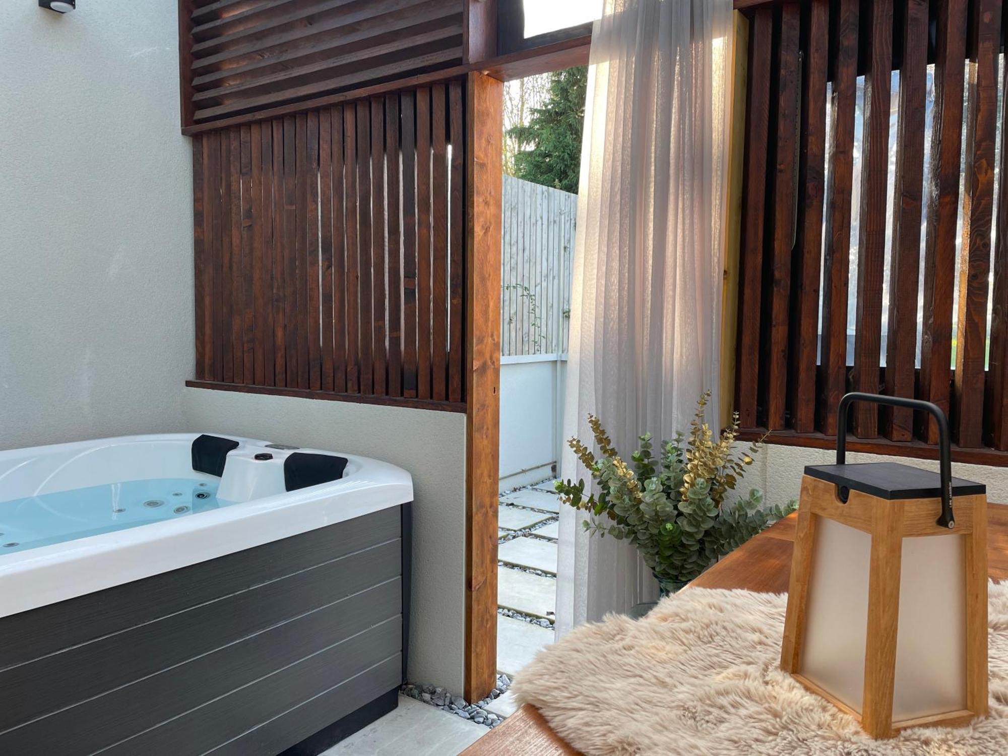 Yanna Lodge, Gite Classe 4 Etoiles Avec Spa Couvert Entierement Arrest 外观 照片